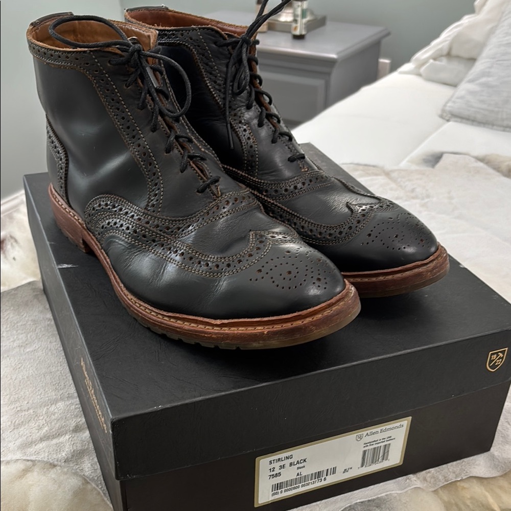 Allen Edmonds Men's Black Leather Wingtip Boots